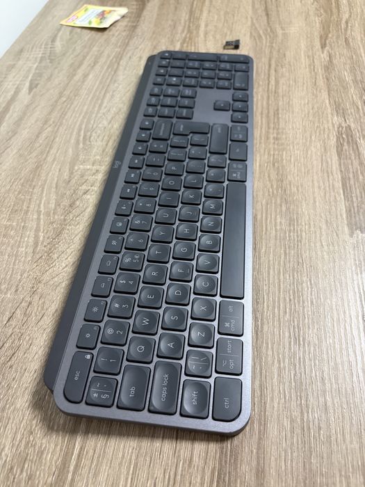 Logitech MX Keys