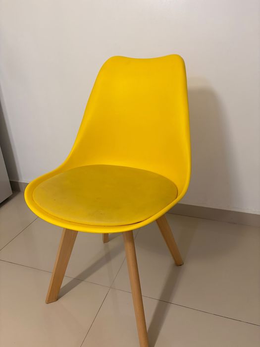 Masa de bucatarie cu scaune