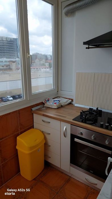 Apartament cu 3 camere, balcon și lift zona Circumvalatiunii