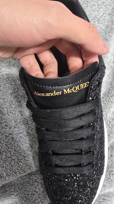 Vand alexander mcqueen noi