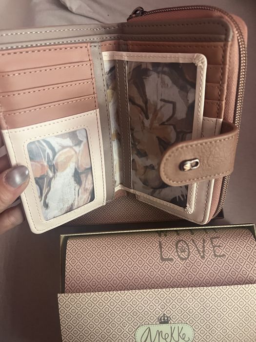 Дамски портфейл Anekke