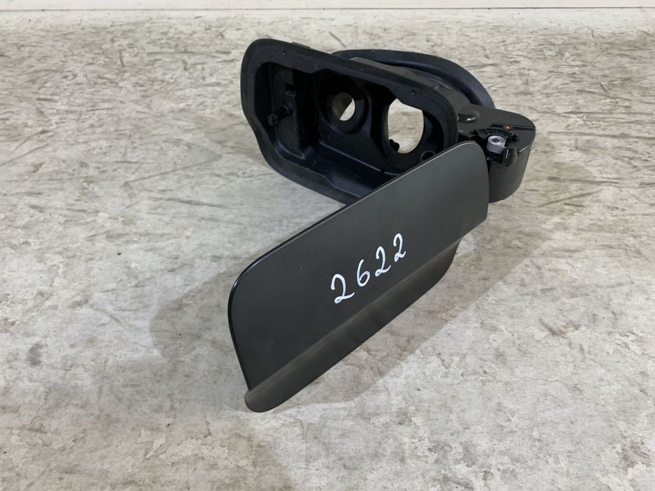 Usita rezervor si Adblue BMW seria 5 G31, 2016, 2017, 2018, 2019, 2020, 2021, 2022, 2023