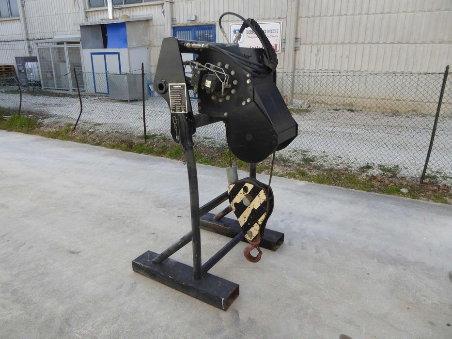 Manitou de inchiriat macara automacara