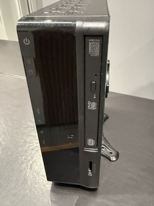 Компютър Asus I3 4поколение, SSD 500GB,RAM 16GB(3,7GHz)