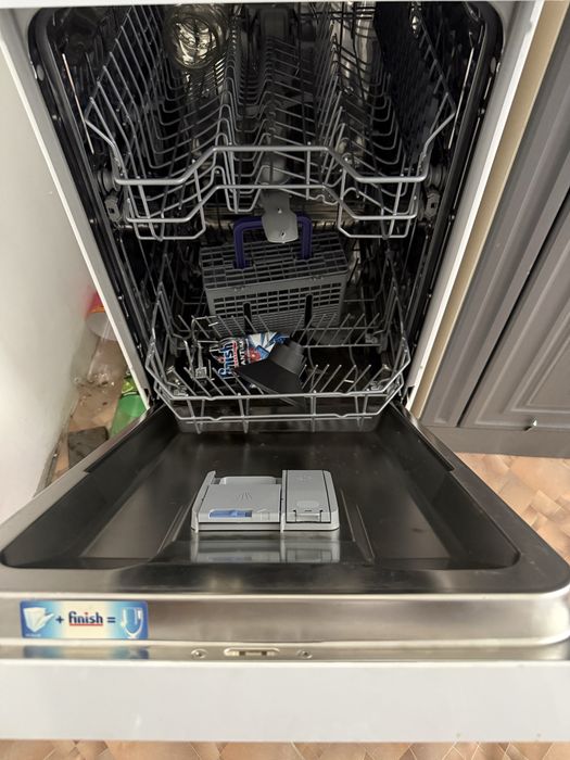 Посудомоечная машина Beko dfs05012w
