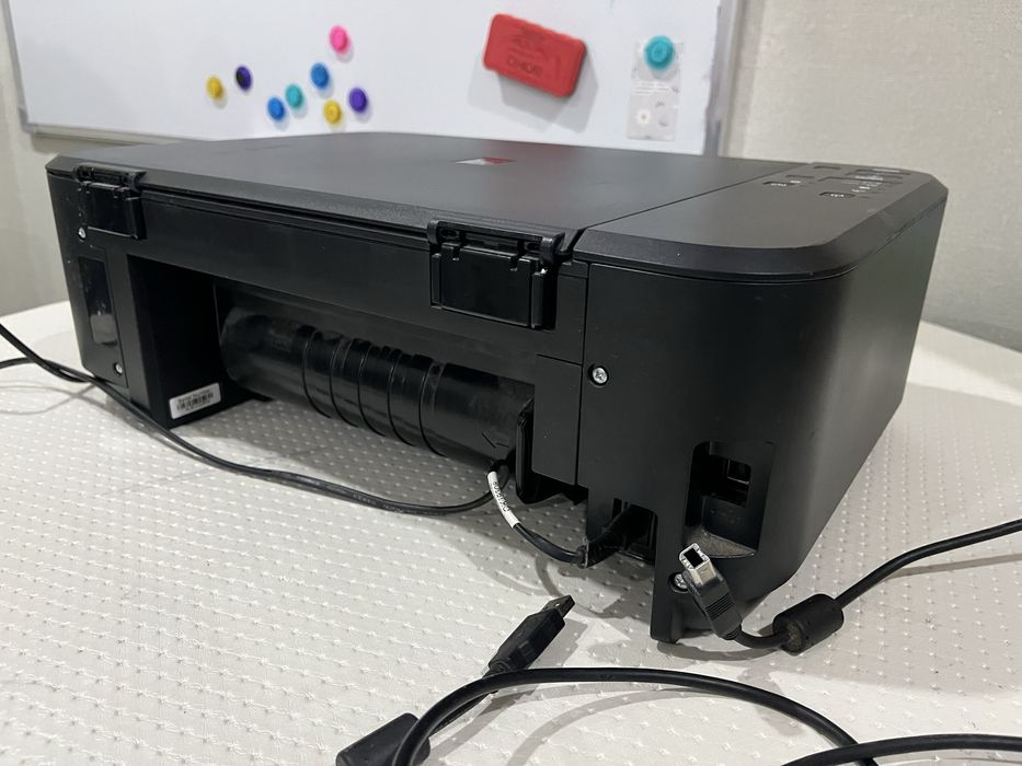 Продаю принтер.