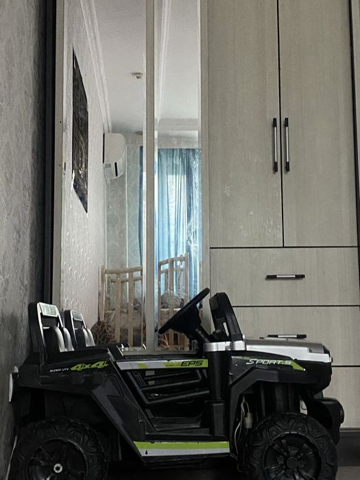 Продам детскую машину