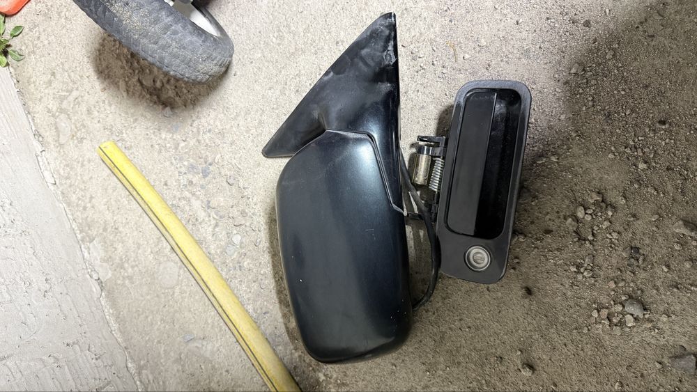 Бакавое зеркало и ручка