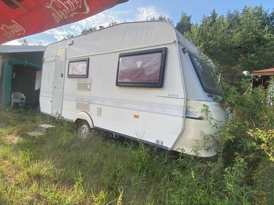 Продавам каравана Hobby 440