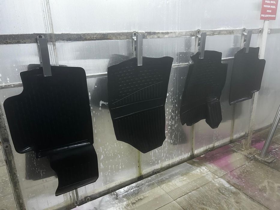 Продам резиновые коврики