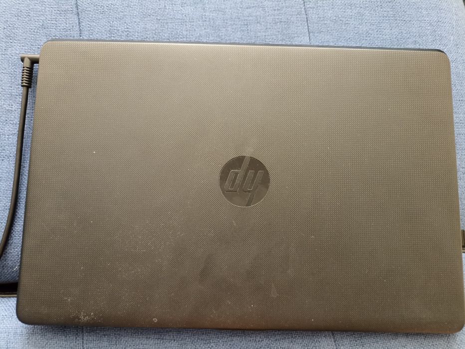 Лаптоп HP 250 G6