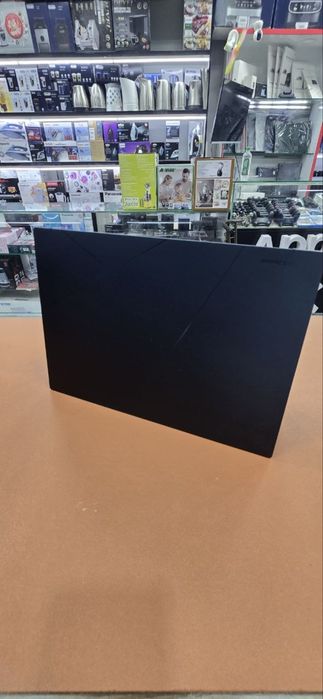 Asus Zenbook 14