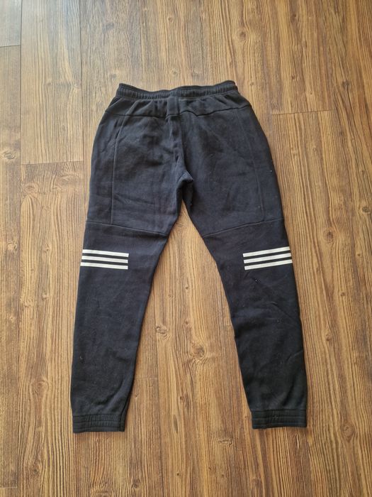 Страхотно мъжко спортно долнище ADIDAS размер M