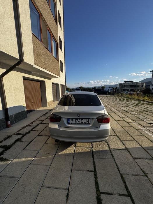 Vând BMW 320i E90, 2.0 benzină, 150 CP