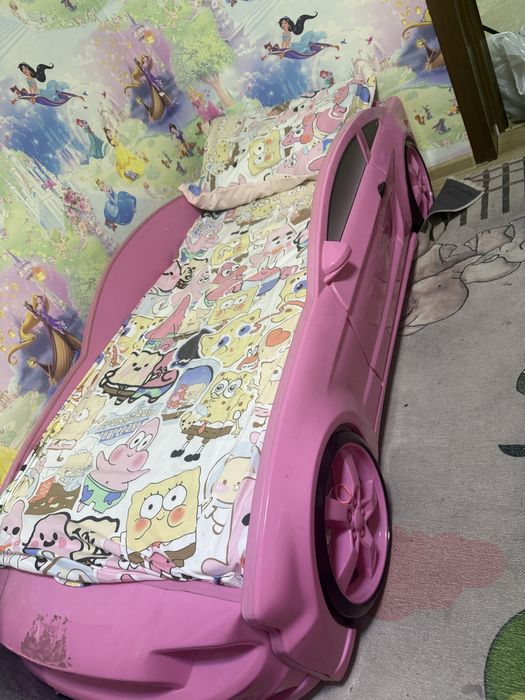 Детский кроват машина