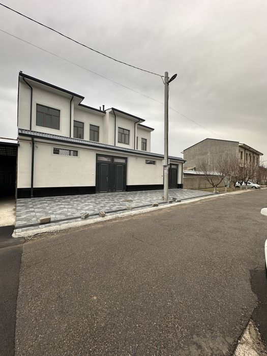 Уй сотилади Исломобода