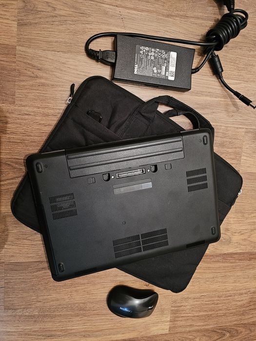 Ноутбук идеальный быстрый для работы