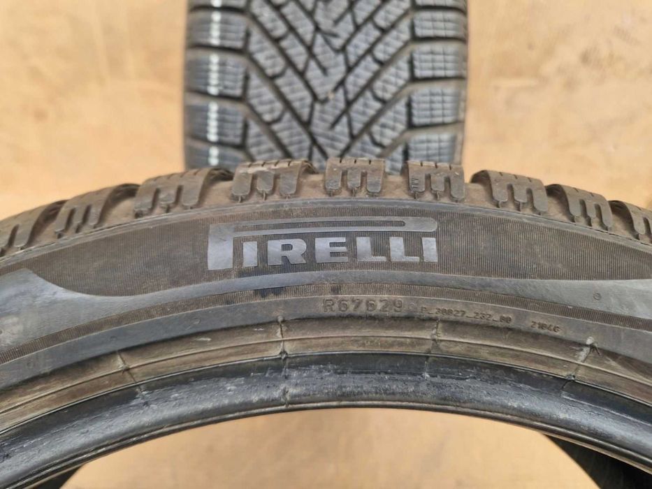 2 Pirelli R19 225/45
Зимни гуми 
DOT2421