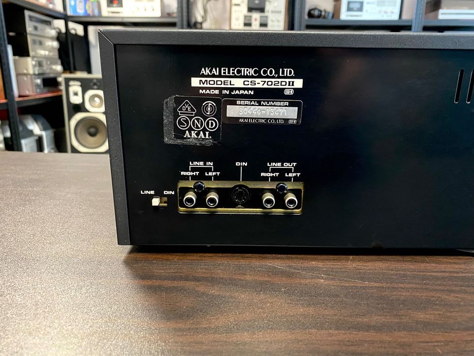 Kасетен дек Akai