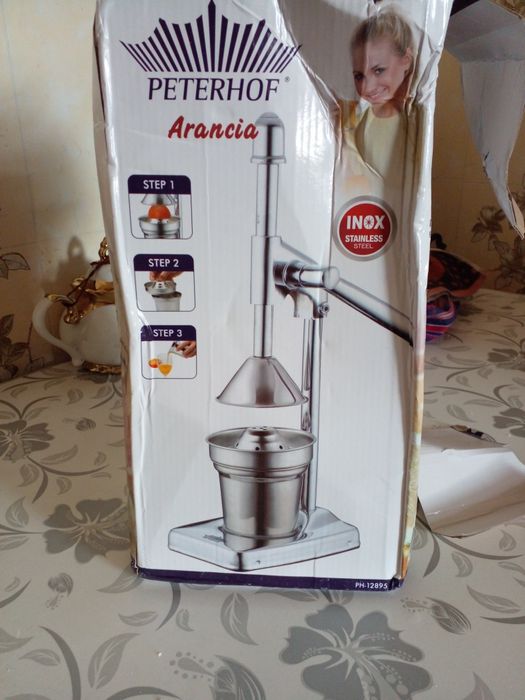 Продается соковыжималка пресс для цитрусовых фруктов