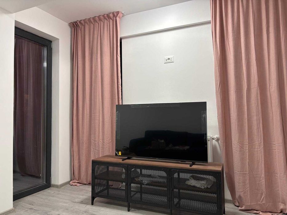 Inchiriez apartament 2 camere bld Poitiers Iasi
