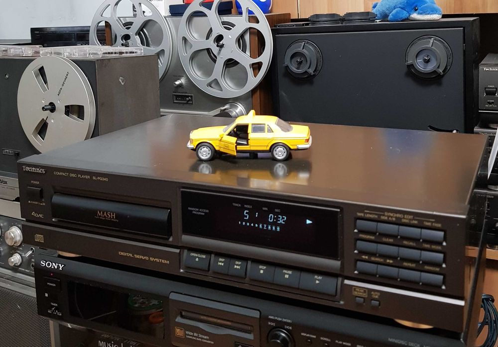 Compact Disc Deck Audio Stereo Vintage TECHNICS SL PG340A Black