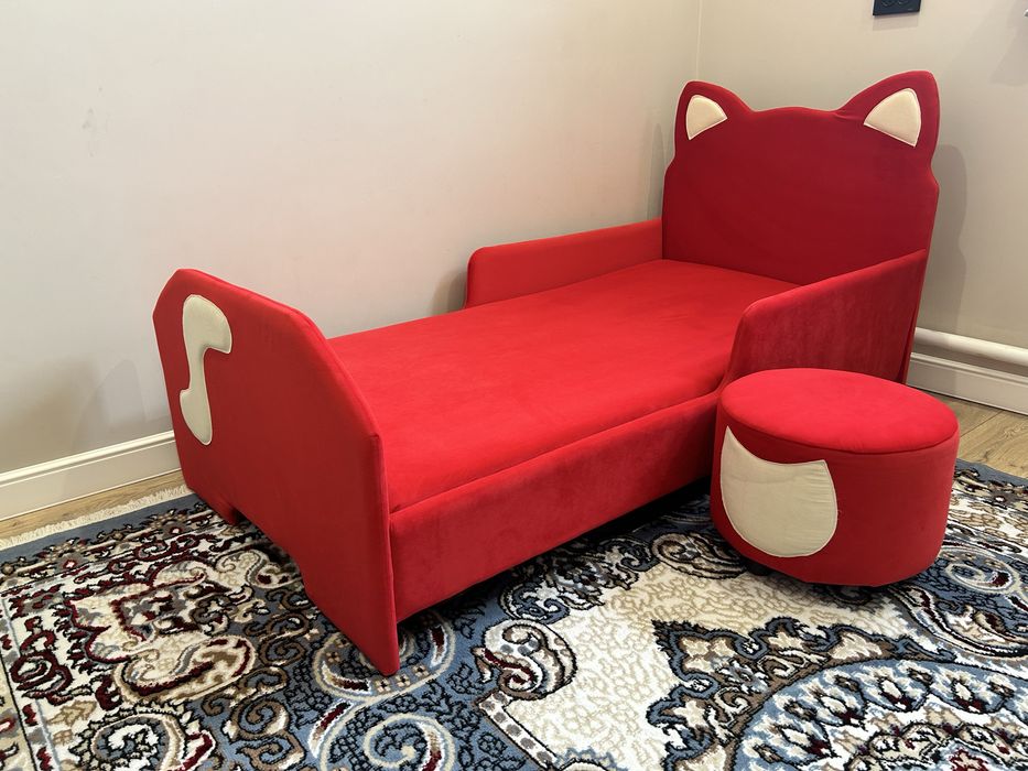 Детский кровать. Вместо матрасом