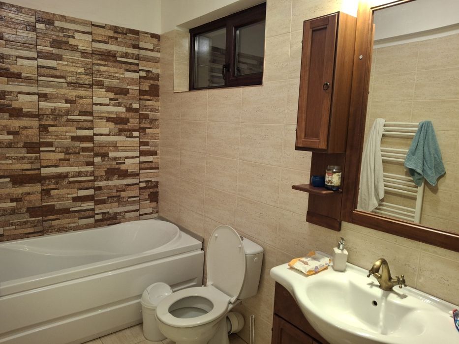 Inchiriez casa Str. Acvilei, Rosu, Chiajna