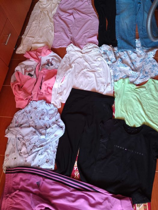 Lot haine fetiță măsură 164 cm