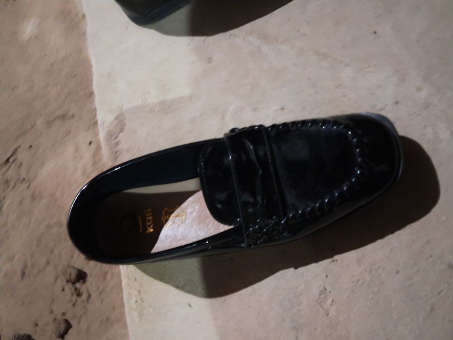 Продаются туфли новые