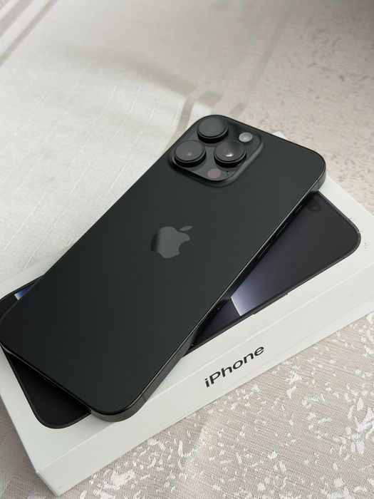 iPhone 16 Pro Max, Black Titanium, 512 GB