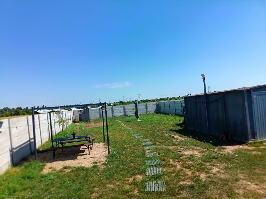 Vând  teren 450m ,langa A0-A1 cu utilitatile,gard  imprejmuit
