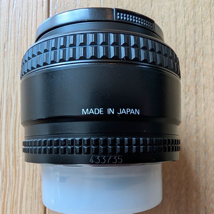 Obiectiv Nikon AF NIKKOR 28mm f/2.8D