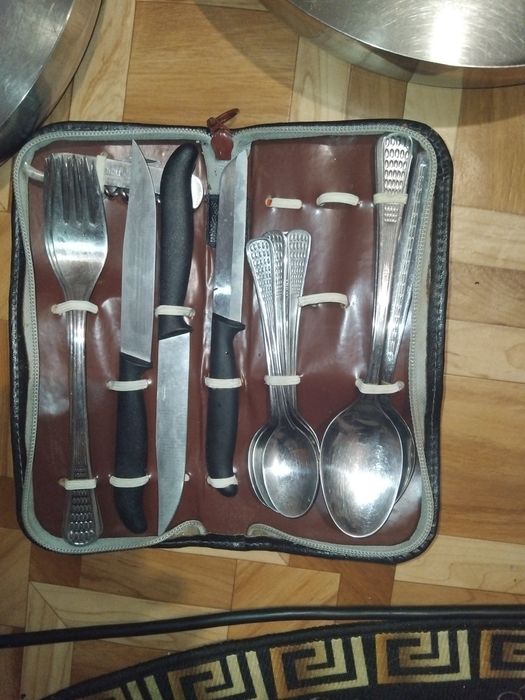 продават се хром николови тави