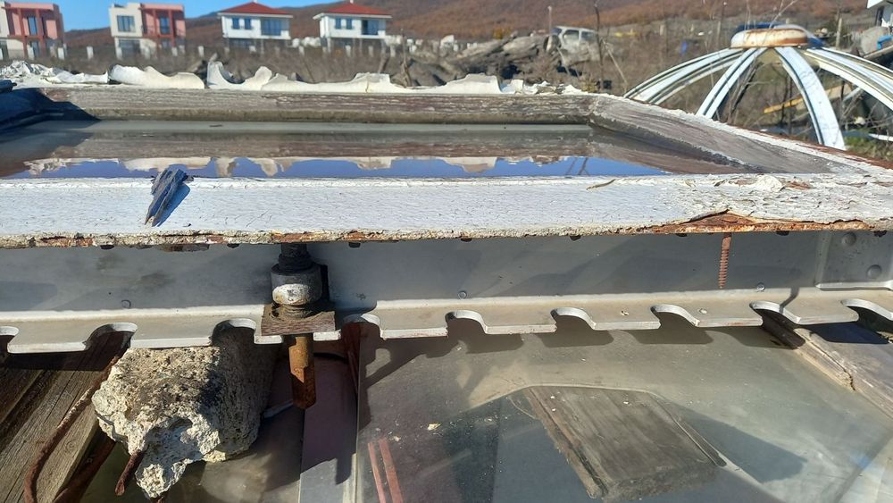 Корабна врата, корабен прозорец