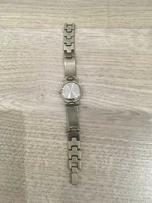 Дамски часовник GUCCI