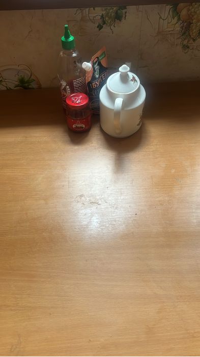 Кухыный. Стол чаиный стол