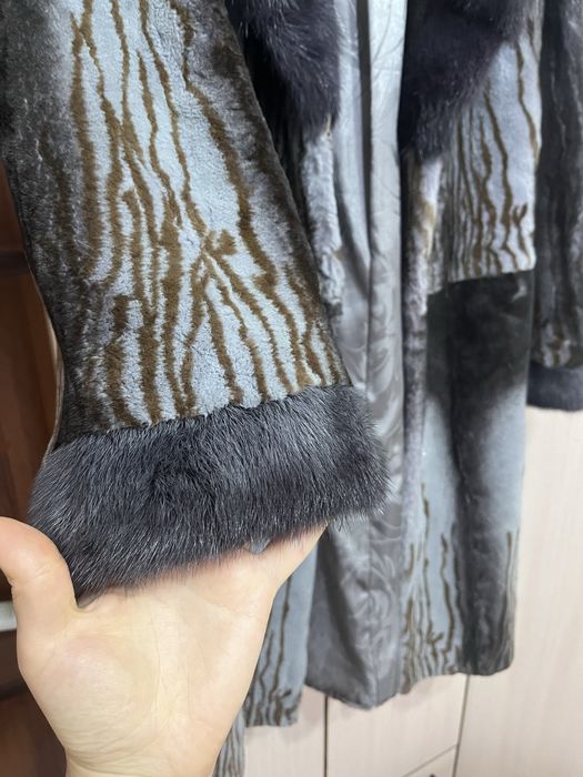 Продам шубу натуральная