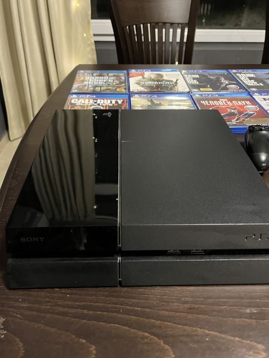 Playstation 4, 500 gb памет