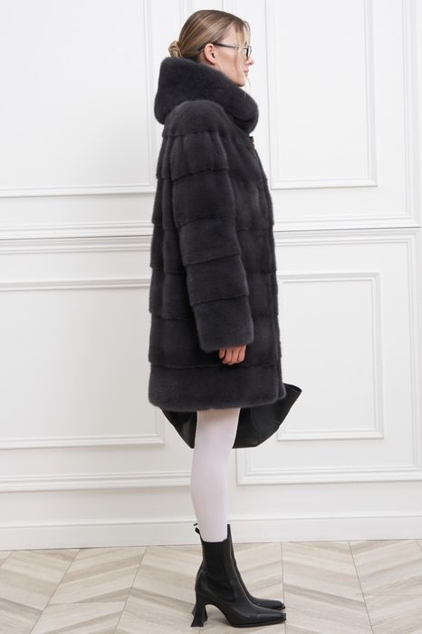 Продаётся шикарная норковая шубка