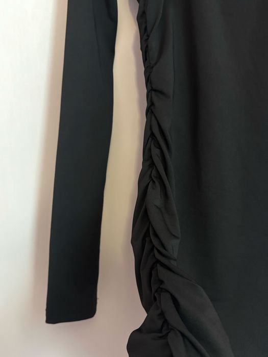 Рокля с паднали рамене и набор