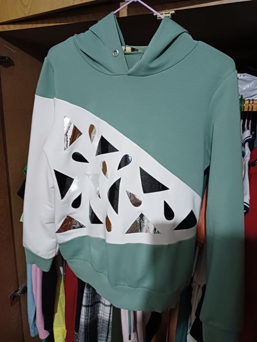 Продам турецкие костюмы