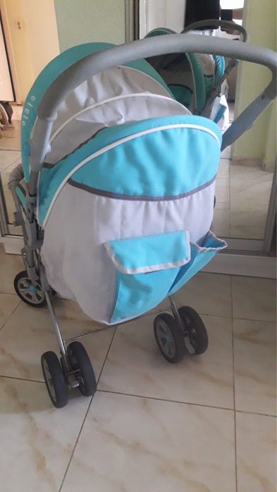 Продам коляску срочно