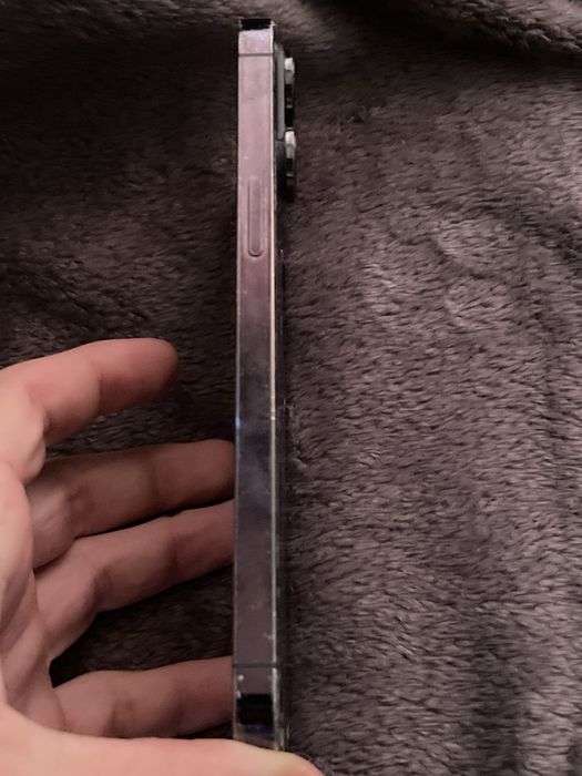 Vând iphone 14 pro max