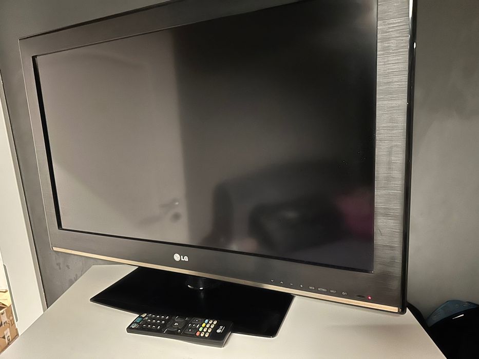 Телевизор LG CS460 32”