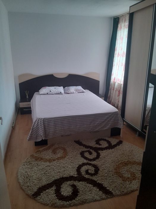 Inchiriez Apartament 2 camere