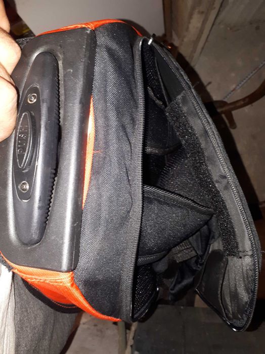 Ученическа раница, С колелца, издърпваща се скрита дръжка