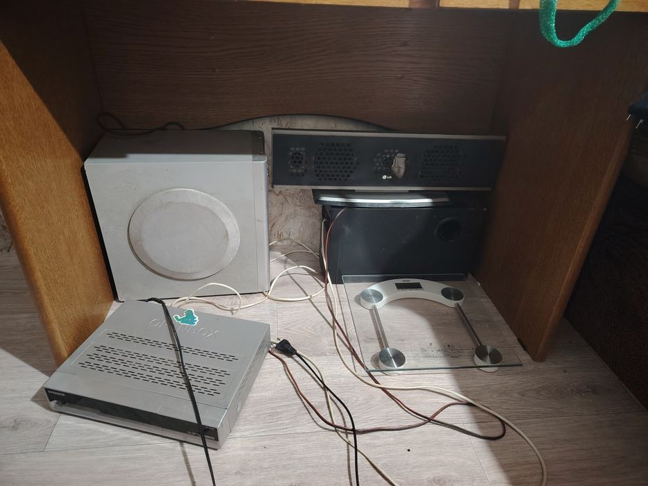 Домашняя акустика на блютузе