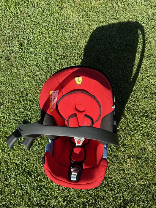 Scoica Auto Cybex Aton Ferrari editie limitata