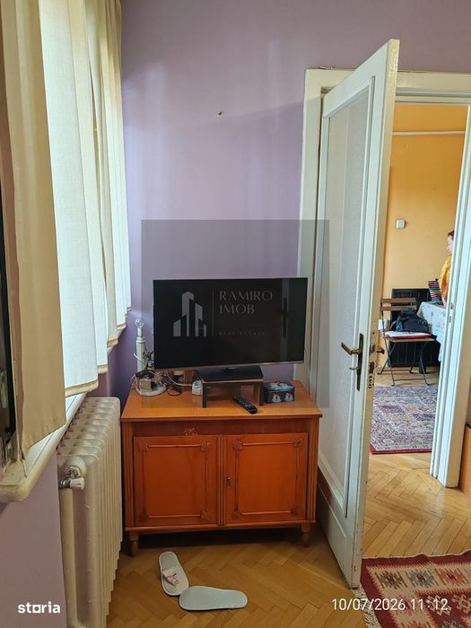 Garsoniera de inchiriat zona Unirii